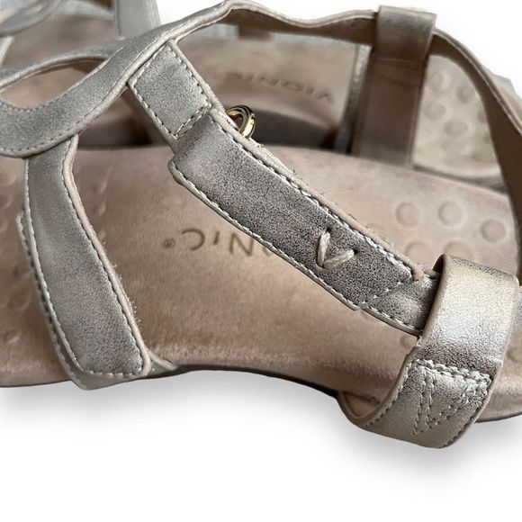 Vionic Jodie Strappy Sandal Velcro Adjustable US9 UK7 EU41 in Champagne - Picture 5 of 16